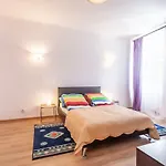 Kostas Apartments