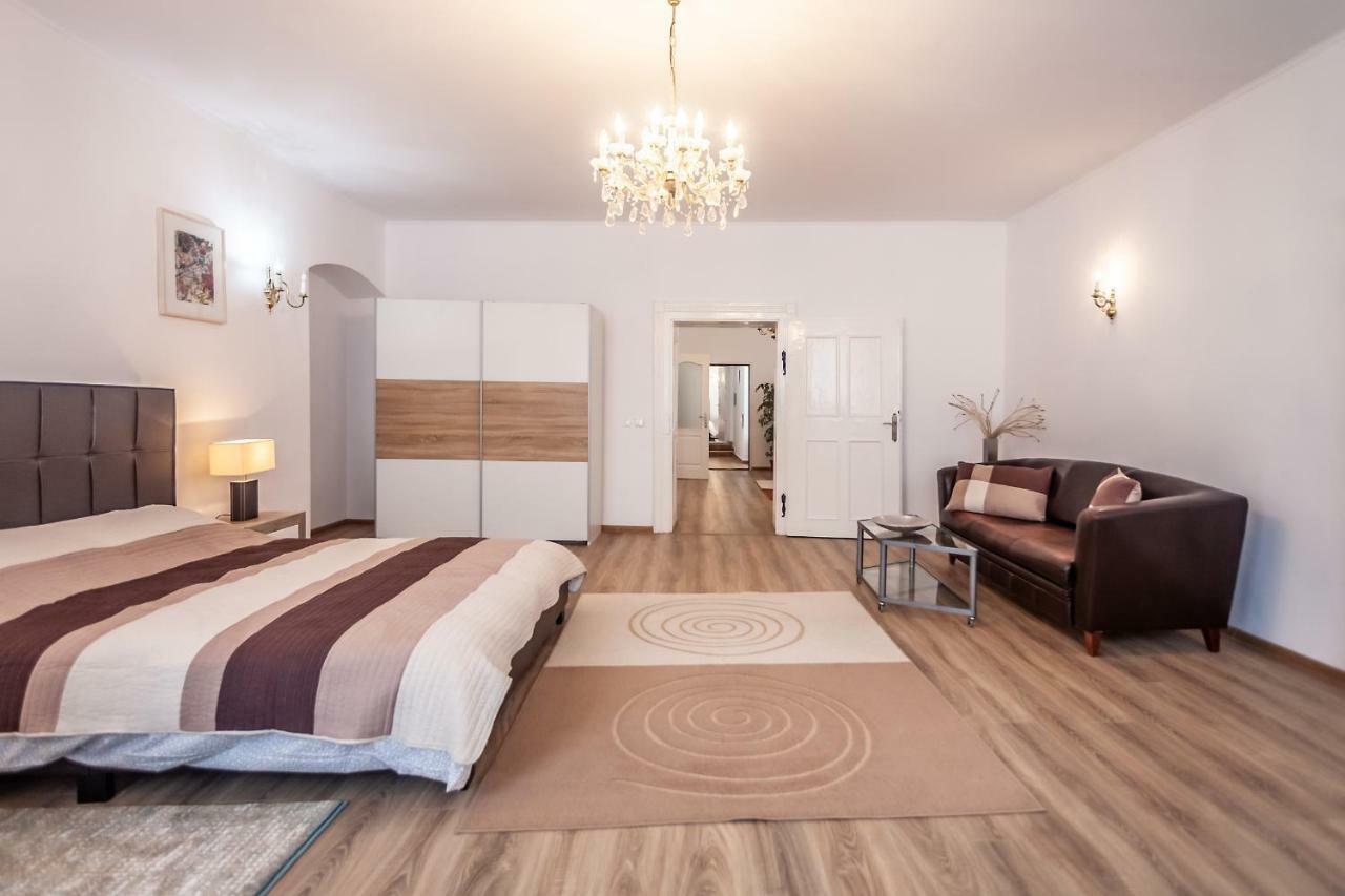 Kostas Apartment *