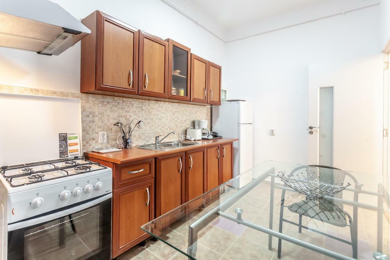 Kostas Apartment