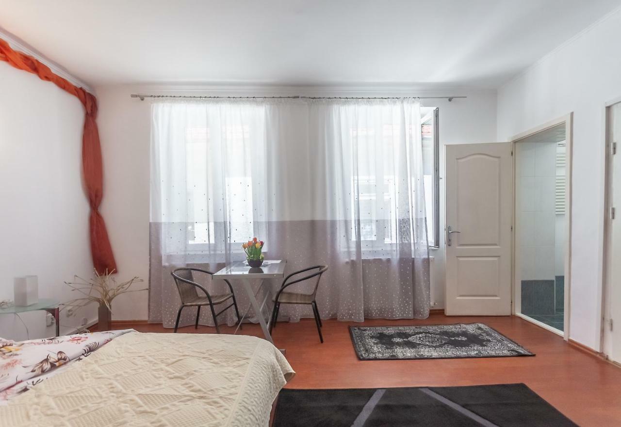 Apartment Kostas Brașov