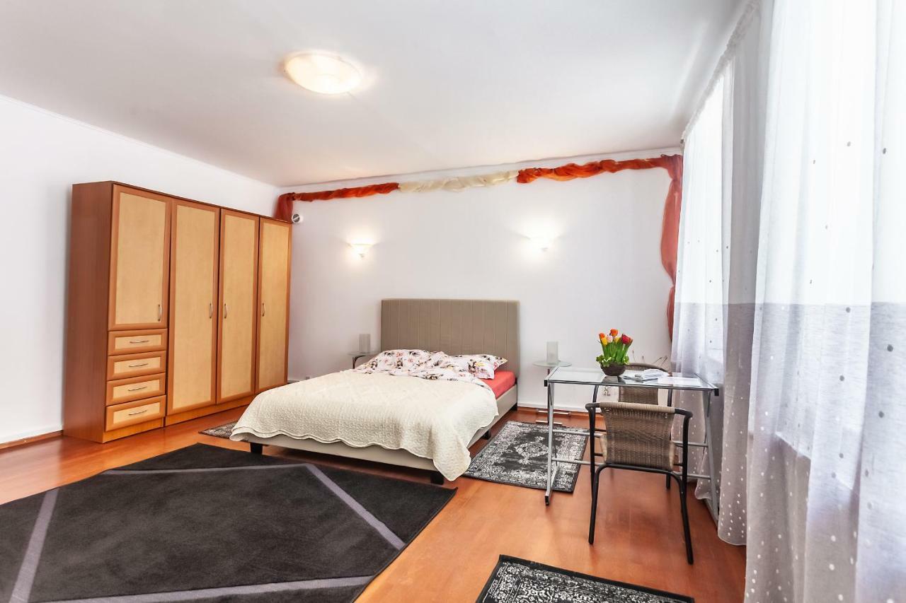 Kostas Apartment